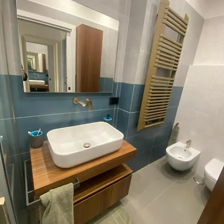 Modern Luxury Loft With Free Parking Apartment *