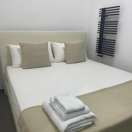 Modern Luxury Loft With Free Parking Apartment Naples